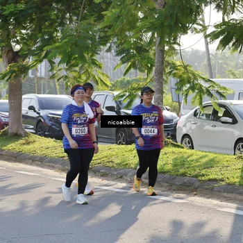 Runner Photo 8053575