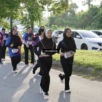 Runner Photo 8053666