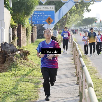 Runner Photo 8053835