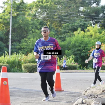 Runner Photo 8053897