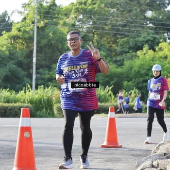 Runner Photo 8053906