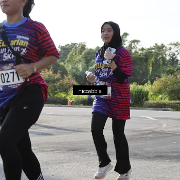 Runner Photo 8053972