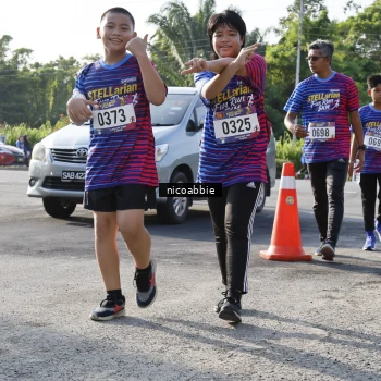 Runner Photo 8053988