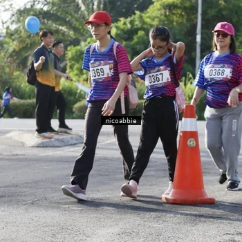 Runner Photo 8054004