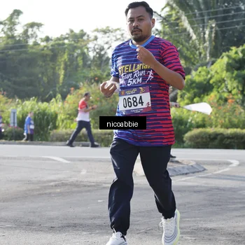 Runner Photo 8054021