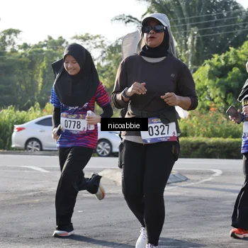 Runner Photo 8054035