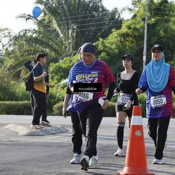 Runner Photo 8054216