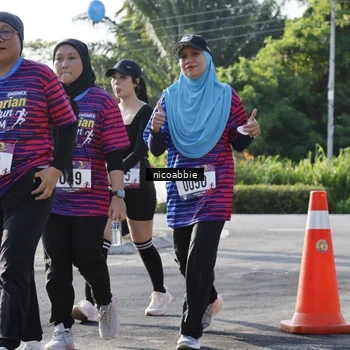 Runner Photo 8054219