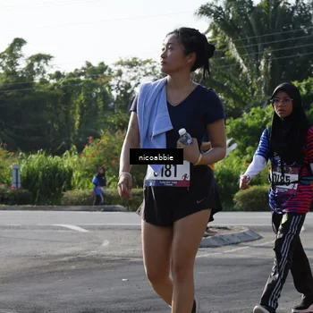Runner Photo 8054302
