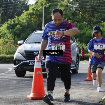 Runner Photo 8054357