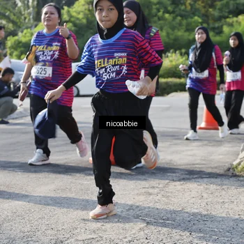Runner Photo 8054378