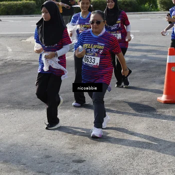 Runner Photo 8054576