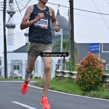 Runner Photo 8054724
