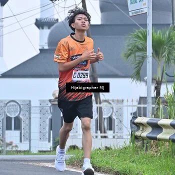Runner Photo 8054782