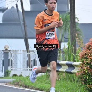 Runner Photo 8054788