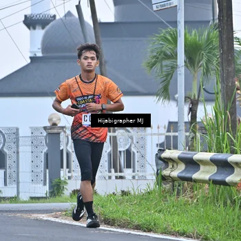 Runner Photo 8054791