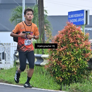 Runner Photo 8054803