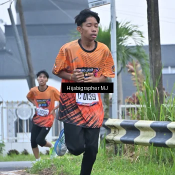 Runner Photo 8054805