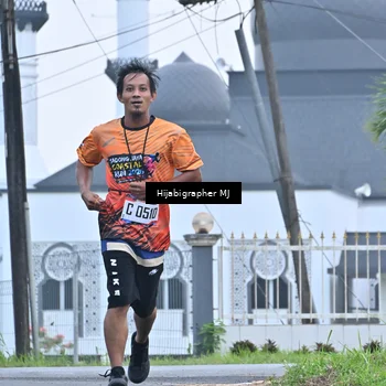 Runner Photo 8054840