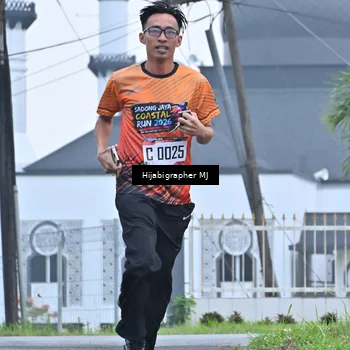 Runner Photo 8054859