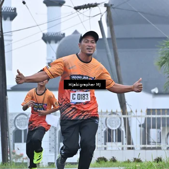 Runner Photo 8054863