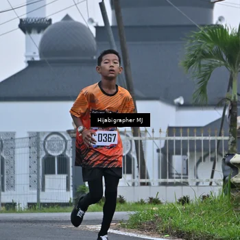 Runner Photo 8054869