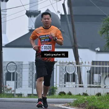 Runner Photo 8054881