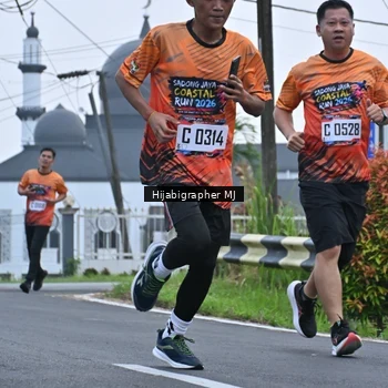 Runner Photo 8054885