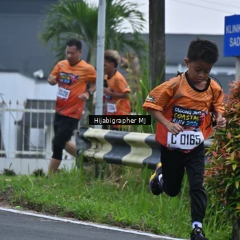 Runner Photo 8054890