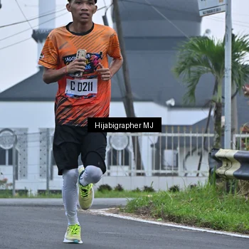 Runner Photo 8054894