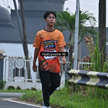 Runner Photo 8054907