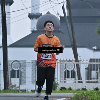 Runner Photo 8054910