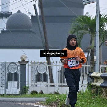 Runner Photo 8054911