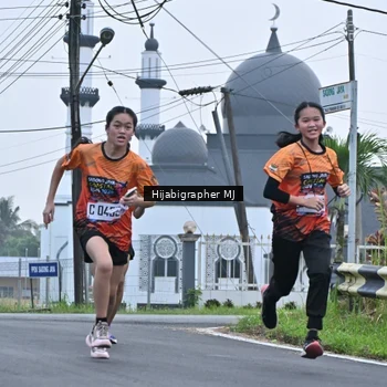 Runner Photo 8054935