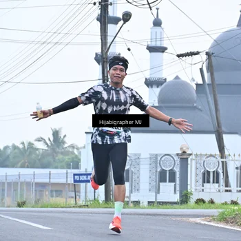 Runner Photo 8055002