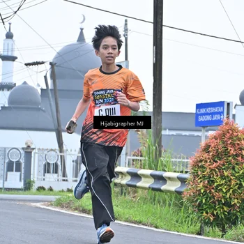 Runner Photo 8055004