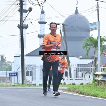 Runner Photo 8055036