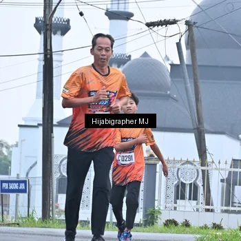 Runner Photo 8055045