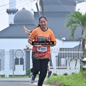 Runner Photo 8055066
