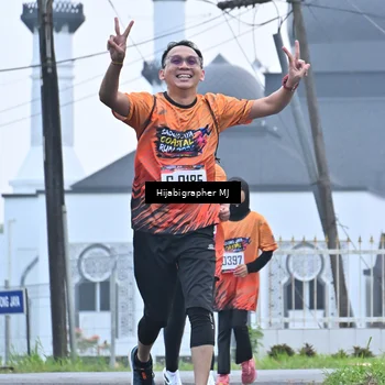 Runner Photo 8055072
