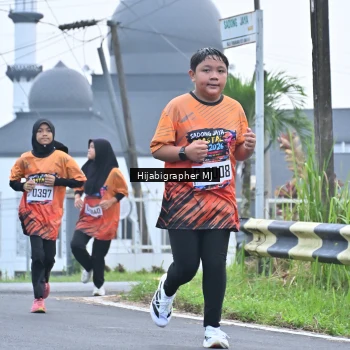 Runner Photo 8055081