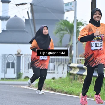 Runner Photo 8055084