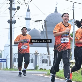 Runner Photo 8055102