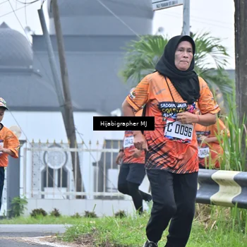 Runner Photo 8055195