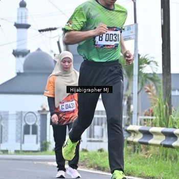 Runner Photo 8055234