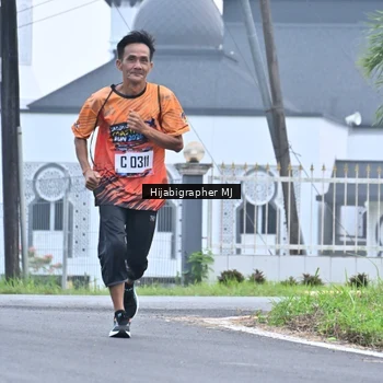 Runner Photo 8055252
