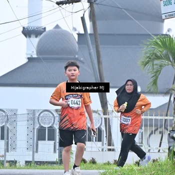 Runner Photo 8055376
