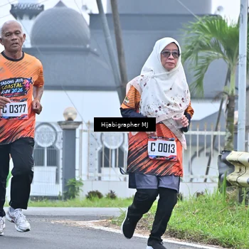 Runner Photo 8055416
