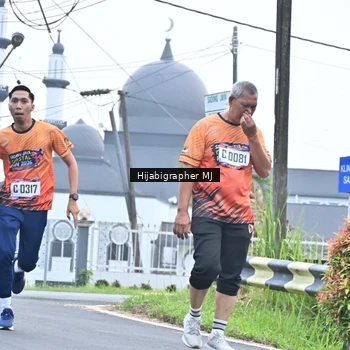 Runner Photo 8055444