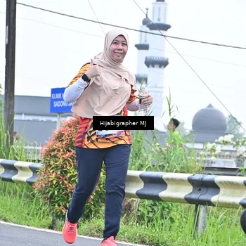 Runner Photo 8055476